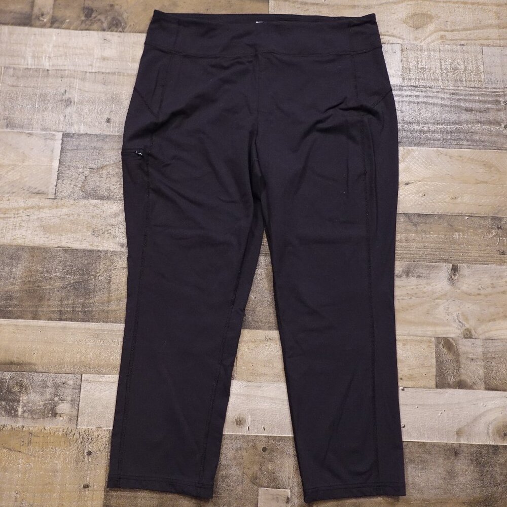 Duluth Trading Co Black Leggings with High Waistband and Stretchy Material